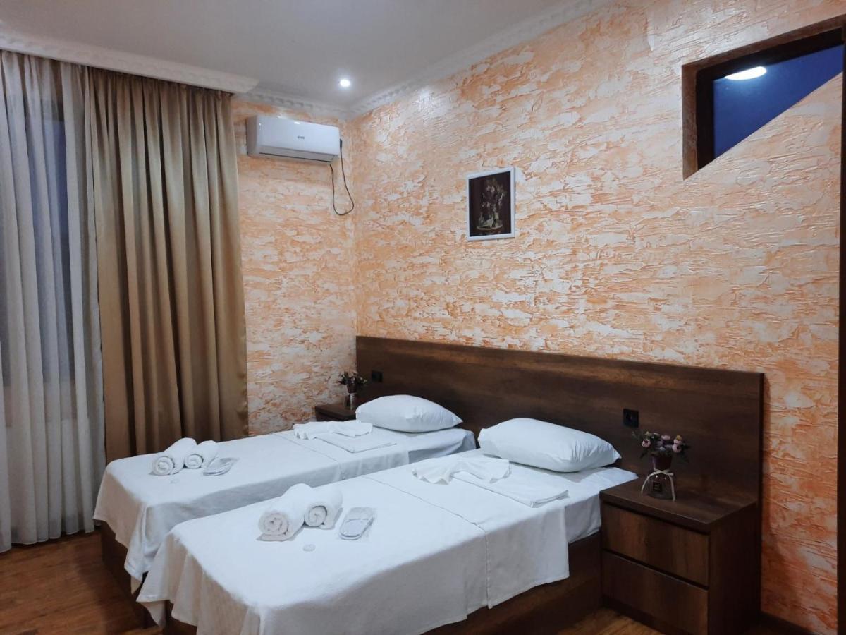 Inaisi Hotel Kutaisi Exteriér fotografie