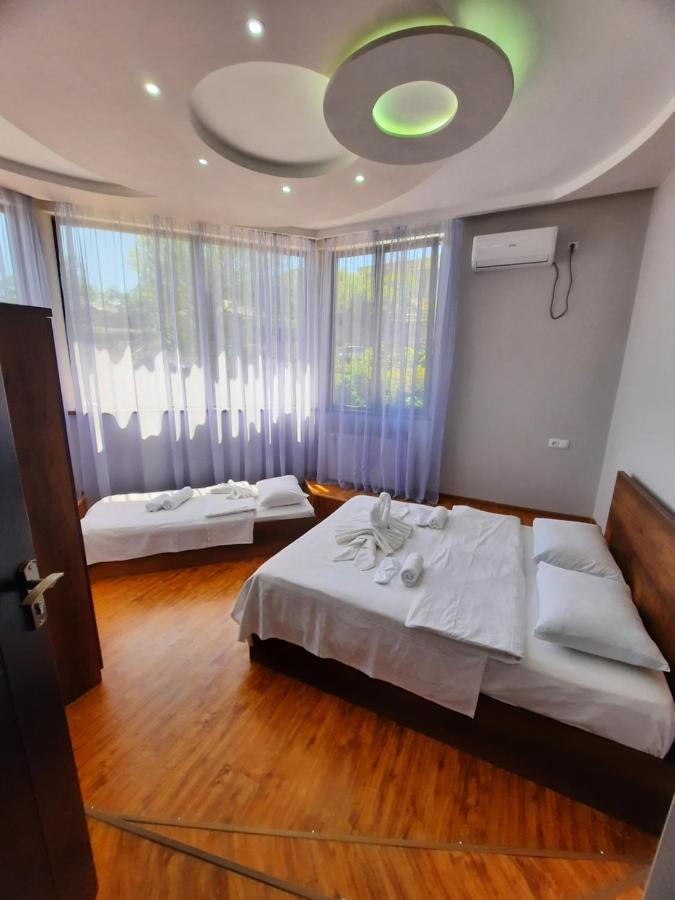 Inaisi Hotel Kutaisi Exteriér fotografie