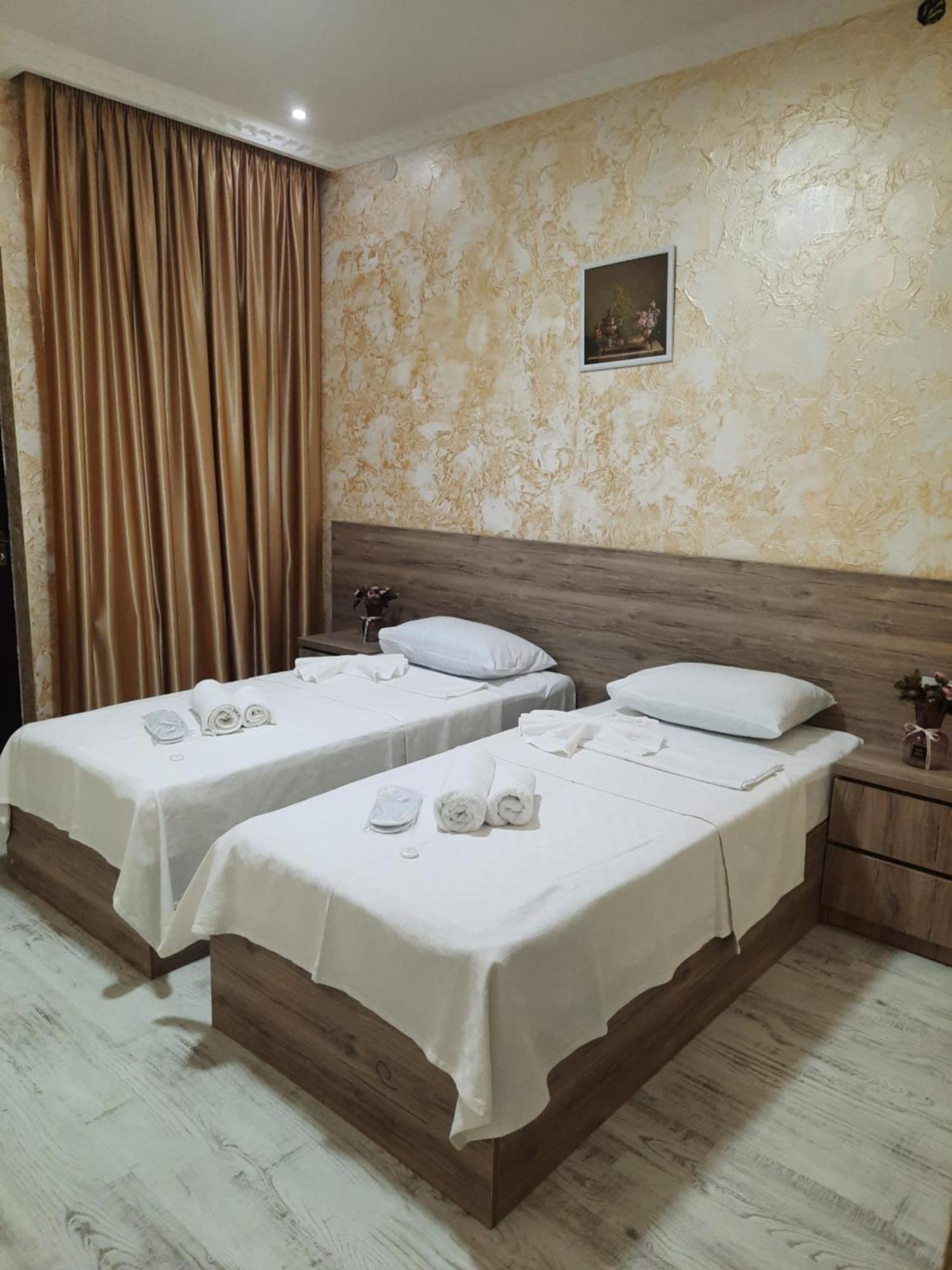 Inaisi Hotel Kutaisi Pokoj fotografie