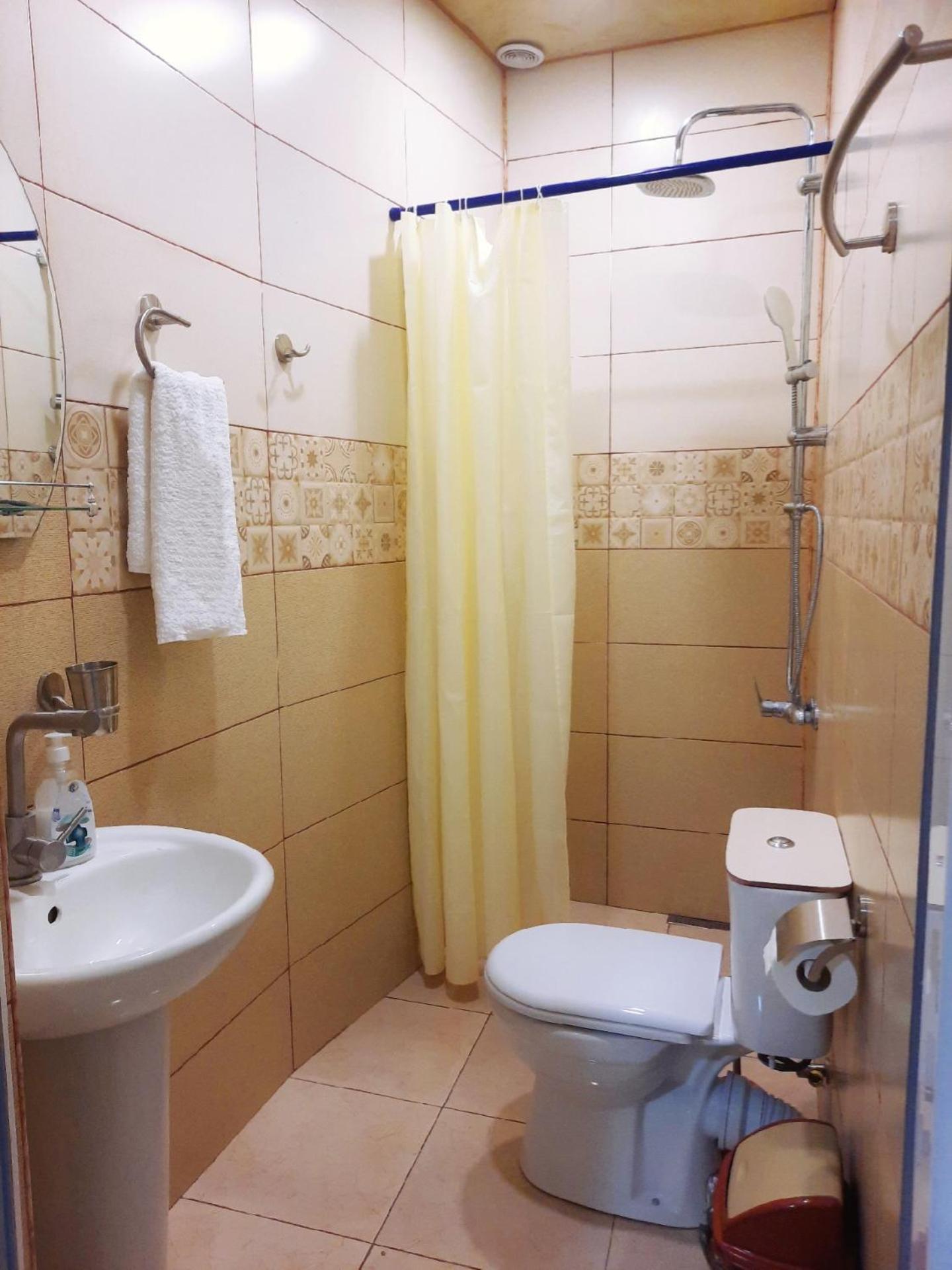 Inaisi Hotel Kutaisi Pokoj fotografie