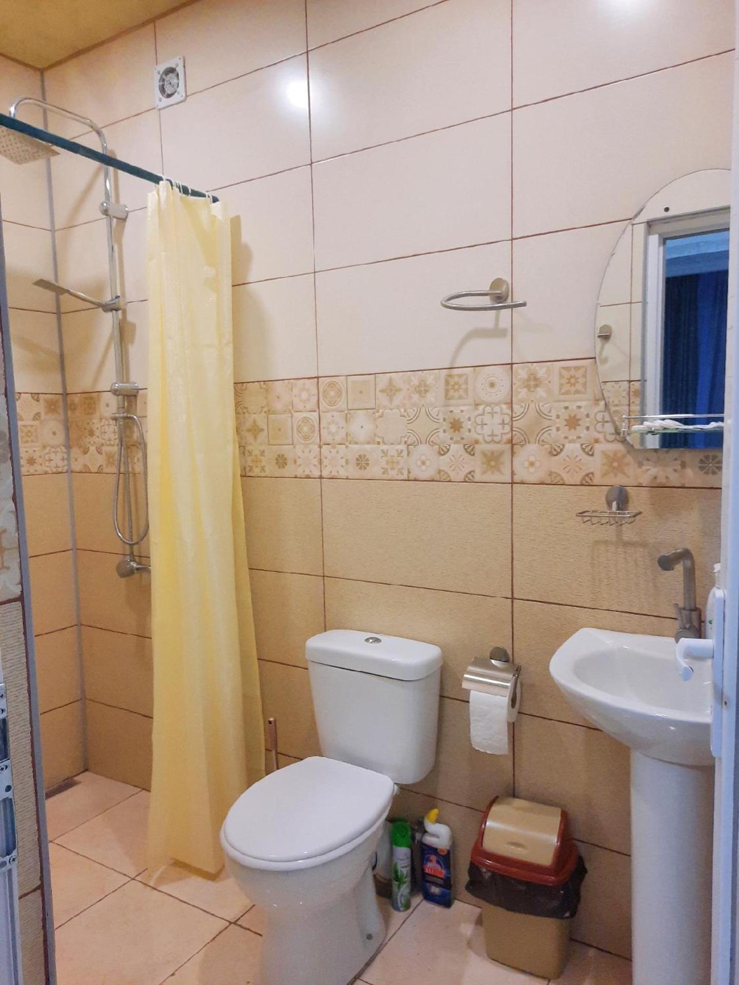 Inaisi Hotel Kutaisi Pokoj fotografie